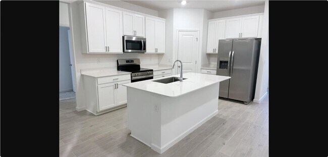 Building Photo - 63 River Strand Ln