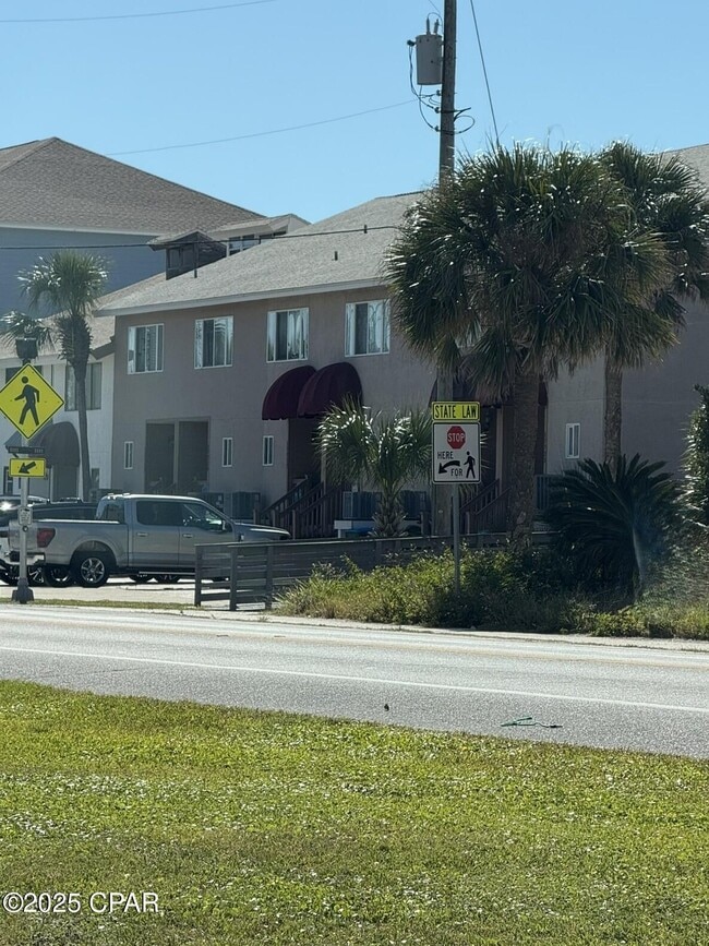 Building Photo - 17690 Front Beach Rd
