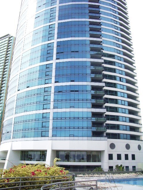 Building Photo - Fully Furnished Nauru Towers 2/2/2, SPECTA...