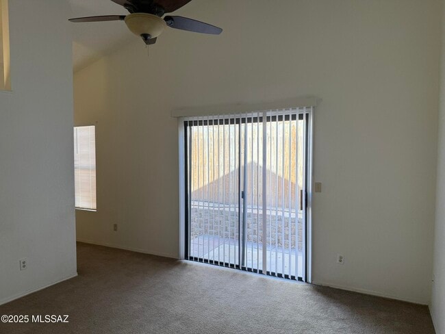 Building Photo - 4420 W Rockwood Dr
