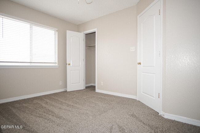 Building Photo - 13717 Paseo De Fe Cir
