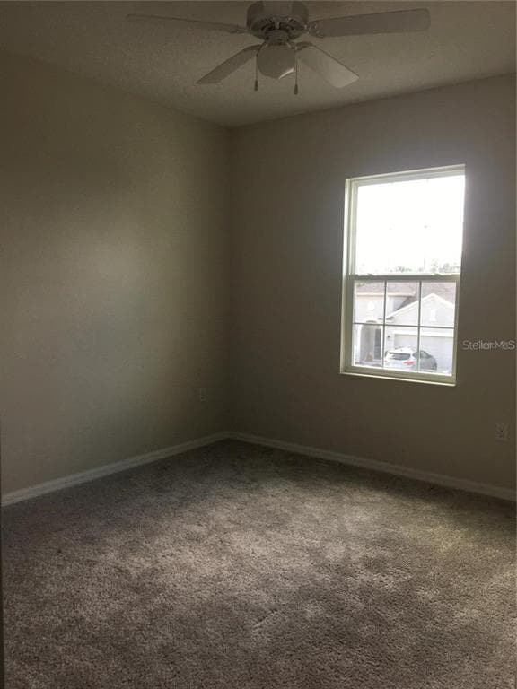 Building Photo - 2510 Sanderling St