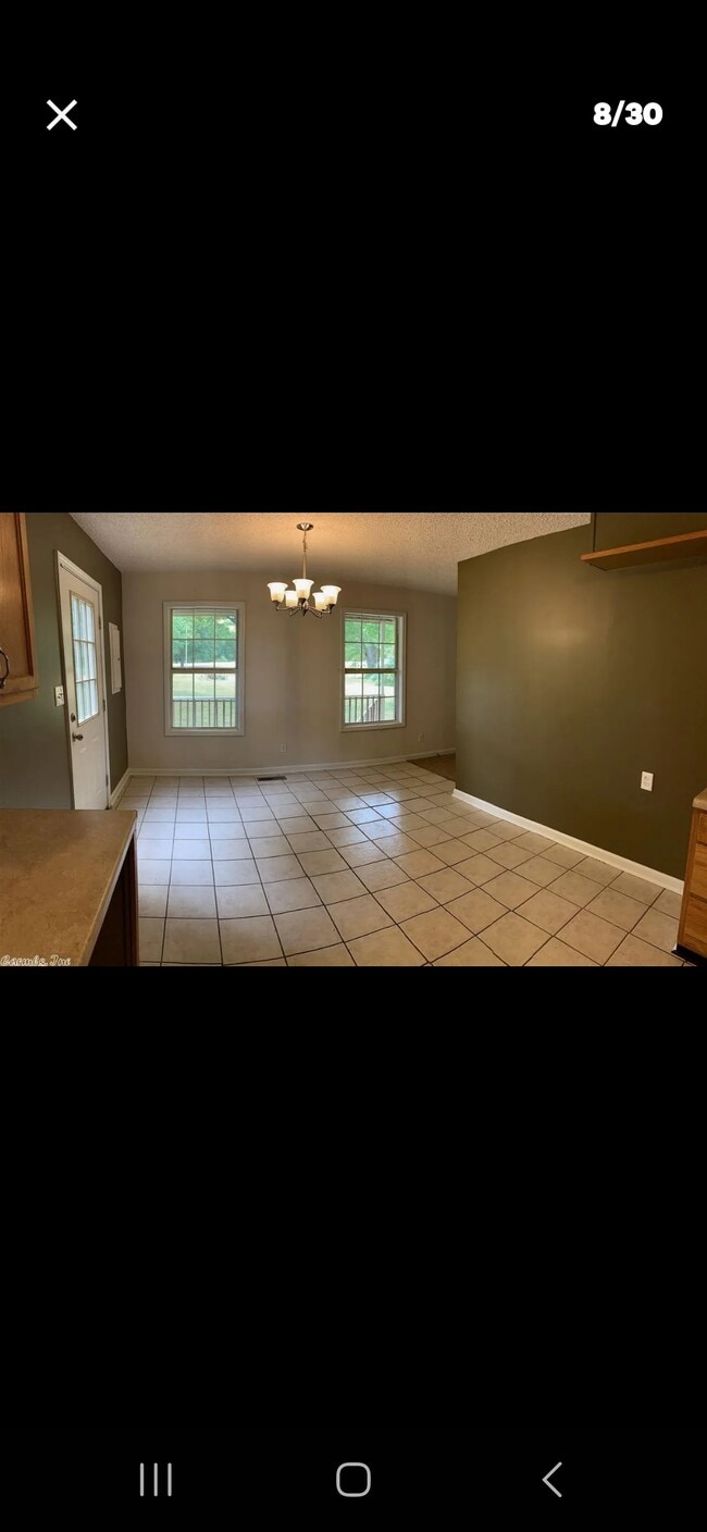 Building Photo - 890 AR-14