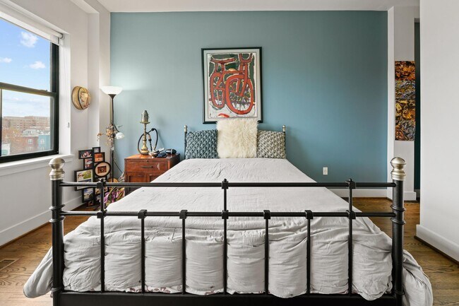 Building Photo - 1111 W St NW