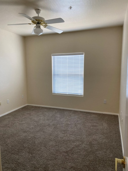 Building Photo - 19700 N 76th St