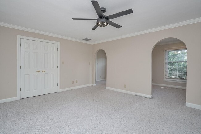 Building Photo - 2406 Jib Cir