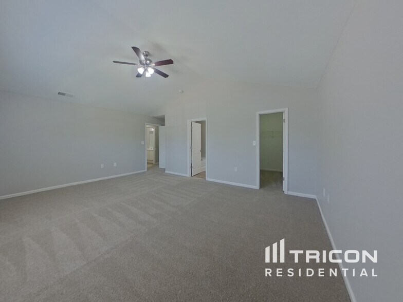 Building Photo - 6240 Stonefort Ct
