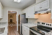 Building Photo - 101 Kelly Dr