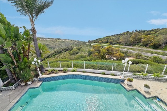 Building Photo - 16 Tidal Surf