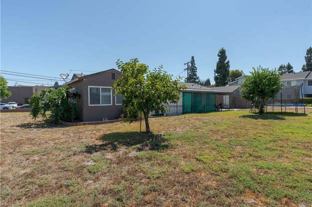 Building Photo - 9412 Nance Ave