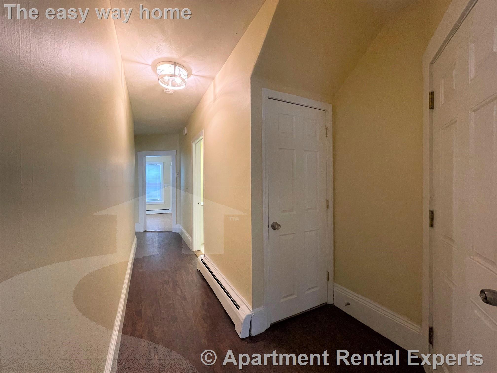 Building Photo - 15 Laurel St