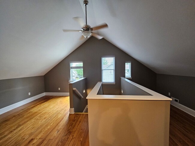 Building Photo - Charming 4BR/2.5BA Home in Historic Washington, MO - Walk to the Riverfront!