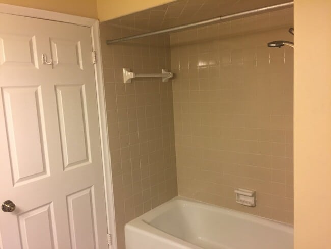 Building Photo - 3 Bdr 2 Ba Concrete Block Home on One Acre