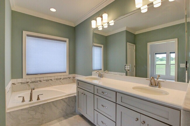 Building Photo - Custom Build in Sango.  Wow Factor