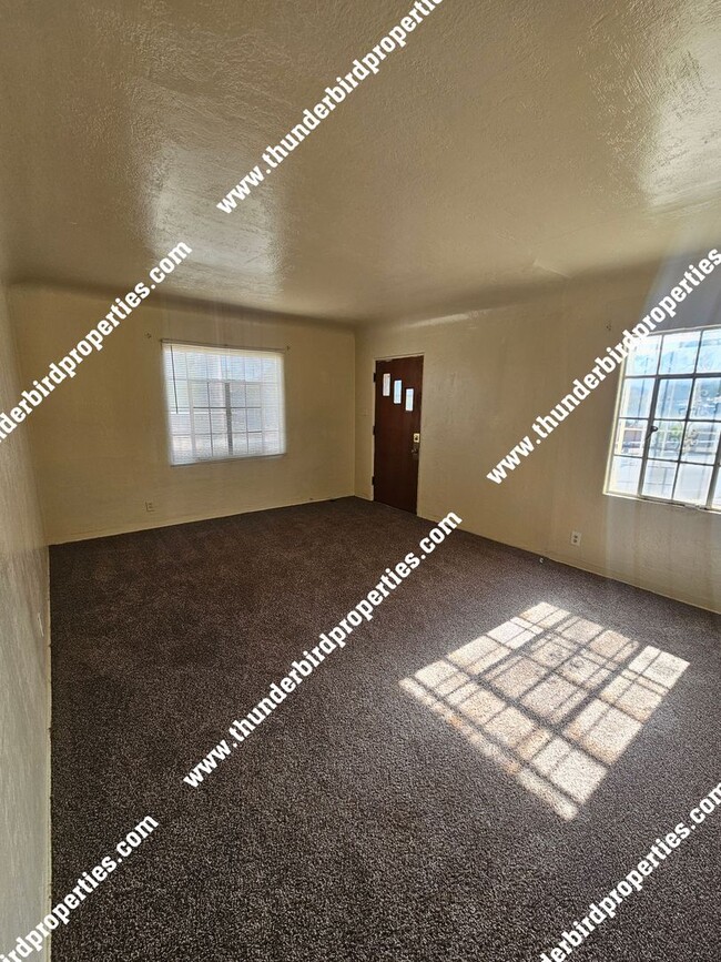Building Photo - 1624 Coal Ave SE