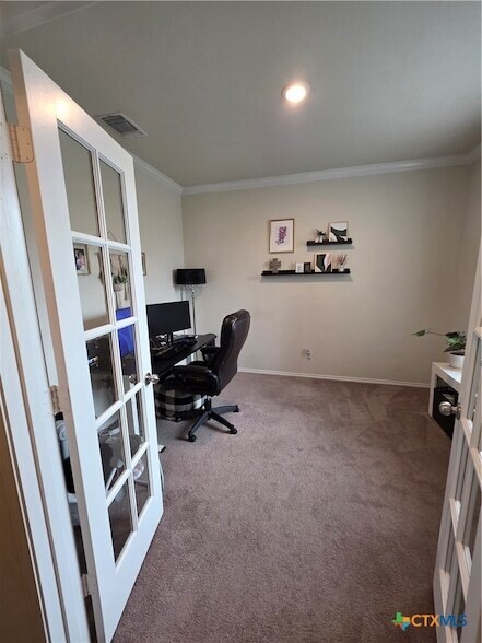 Building Photo - 350 Bedford Falls Ln