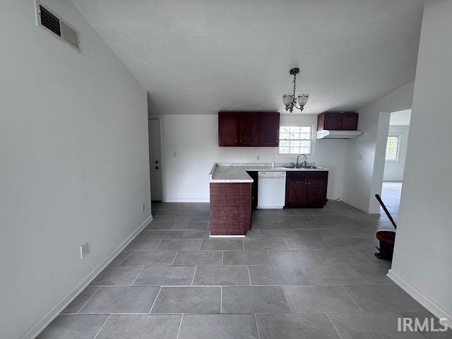 Building Photo - 3001 N Westwood Rd