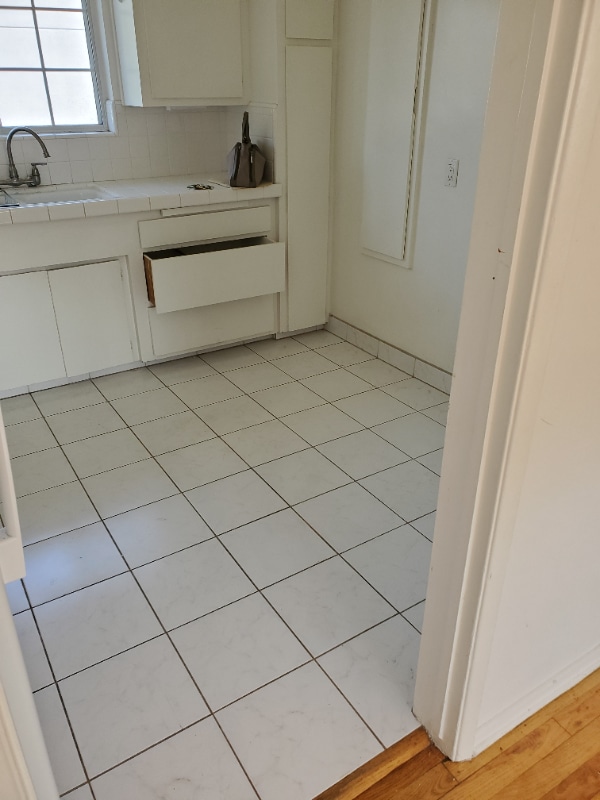 Building Photo - 2616 Grand Canal