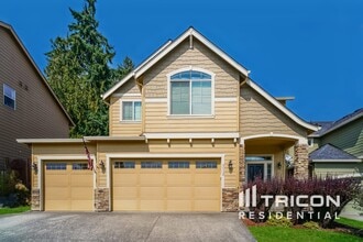 Building Photo - 3112 NE 171st St