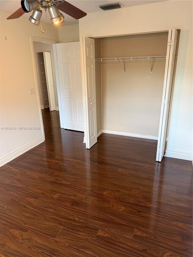 Building Photo - 1552 NW 135th Ave