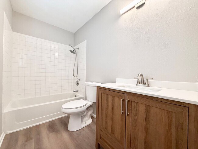 Building Photo - ***2607 Walker St***