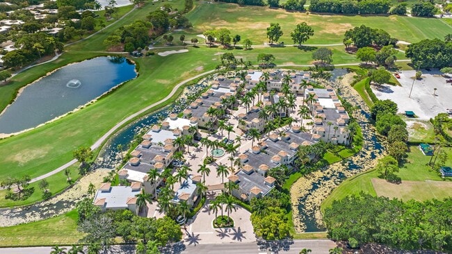 Building Photo - 503 Resort Ln