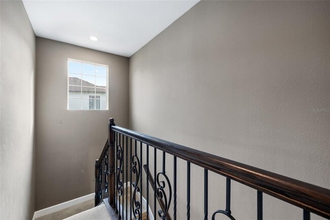 Building Photo - 4123 Windcrest Dr