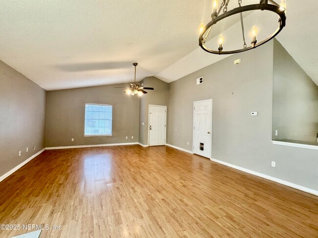 Building Photo - 11471 Mandarin Glen Cir W