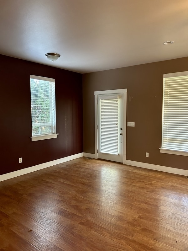 Building Photo - 8353 Grouse Cres Dr