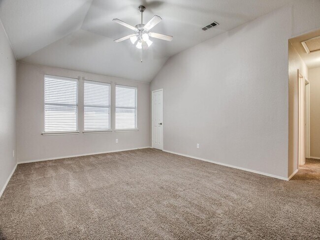 Building Photo - 6153 Bowfin Dr