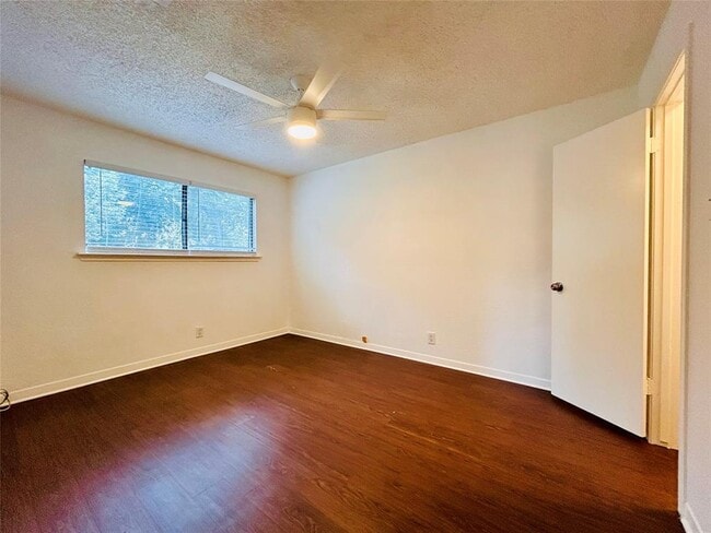 Building Photo - 8325 Fathom Cir