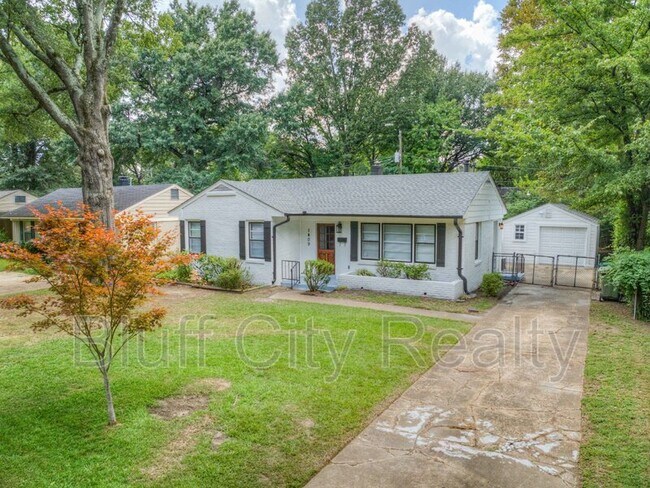 Building Photo - 1409 Dearing Rd