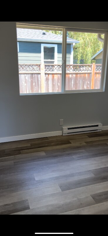 Building Photo - 604 3rd St