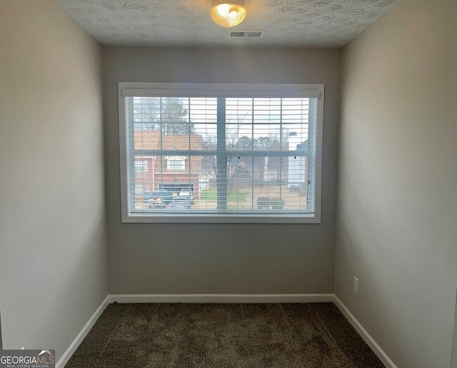 Building Photo - 299 Sheffield Chase