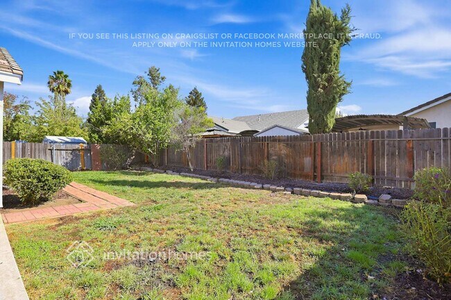 Building Photo - 5736 Bridgecross Dr