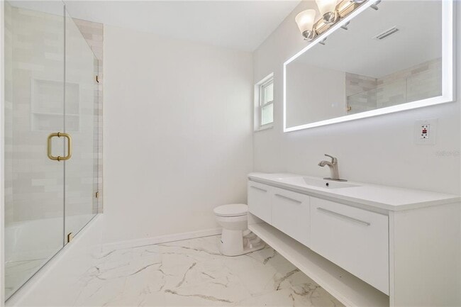 Building Photo - 8916 Memorial Hwy