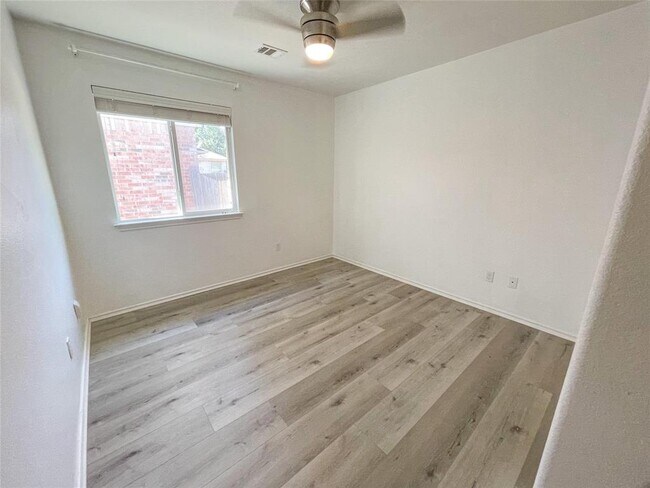 Building Photo - 2401 Christoff Loop
