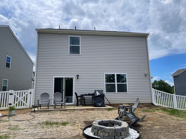 Building Photo - New Construction 4BR 2.5BA | The Falls at ...