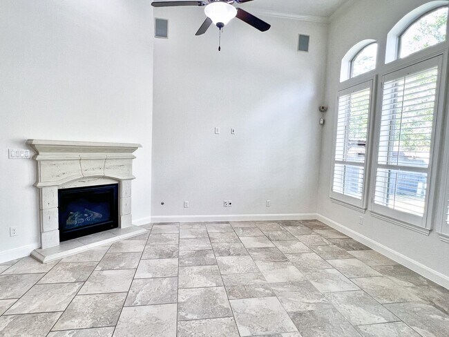 Building Photo - 78 Lindenberry Cir