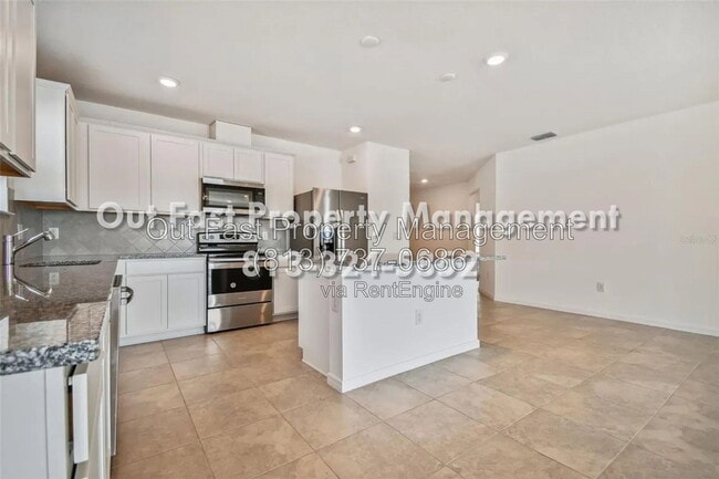 Building Photo - 3872 Capri Coast Dr
