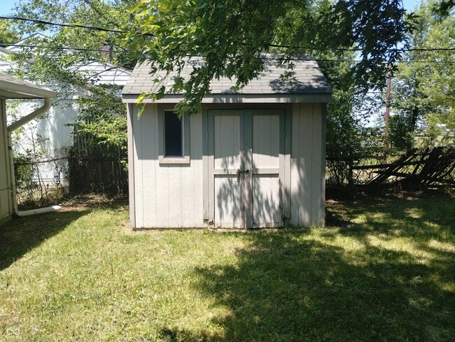 Building Photo - 2835 N Boehning St