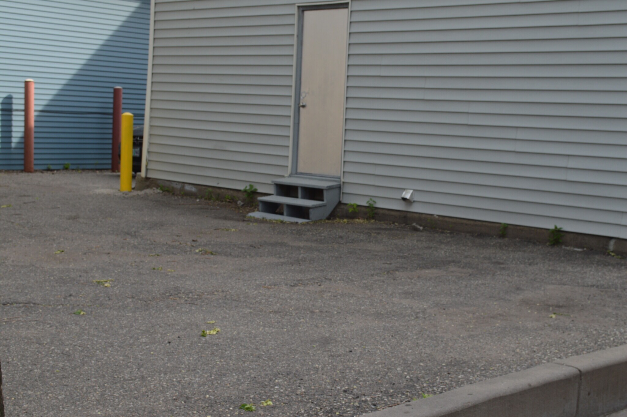 Car Parking Space - 1425 6th St SE