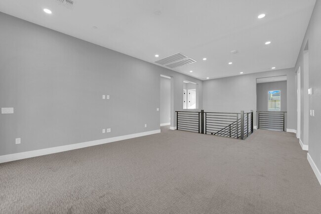 Building Photo - 10648 Stone Ledge Ave