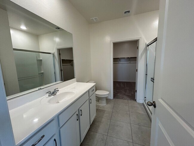 Building Photo - 4 BR, 3 bath, Beautiful Maricopa home in p...