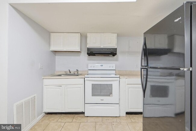 Building Photo - 11107 Hudee Ct