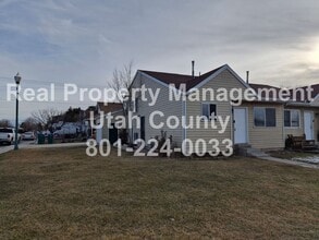 Building Photo - Orem Duplex