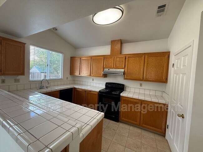 Building Photo - 316 Stamper Cir