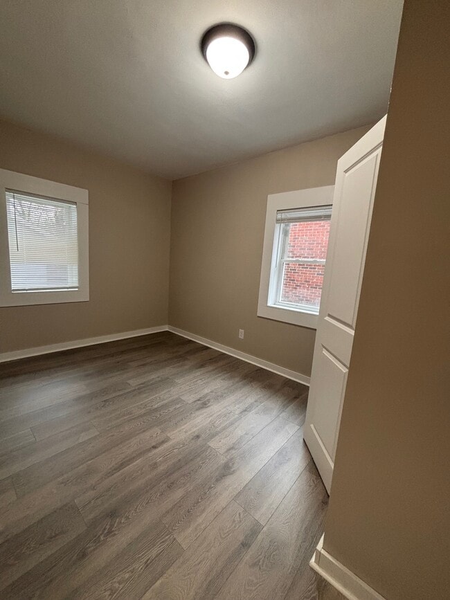 Primary Photo - 818 Kurtz St