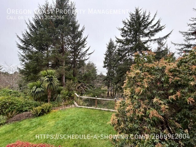 Building Photo - 7205 SW Burl Dr