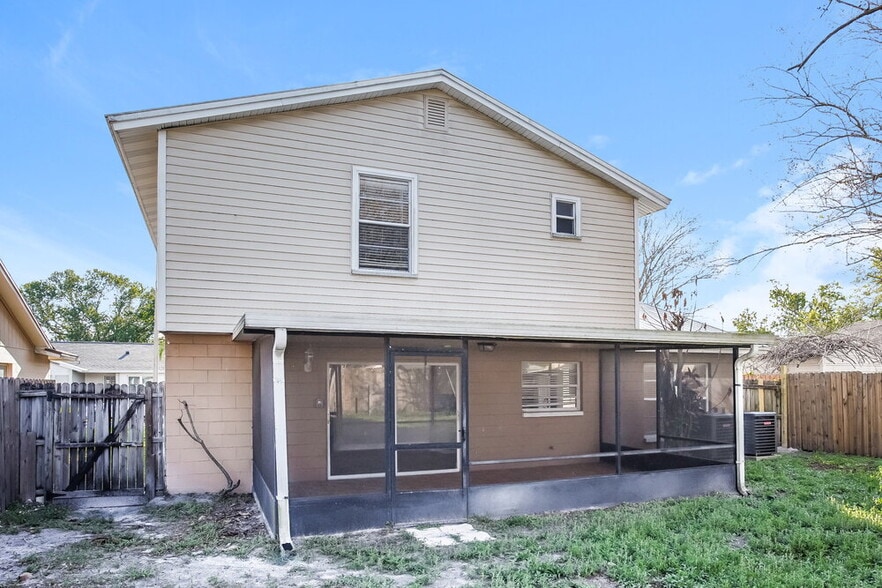 Building Photo - 1518 Crossridge Dr